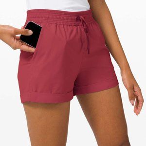 Lululemon Spring Break Away shorts- 8